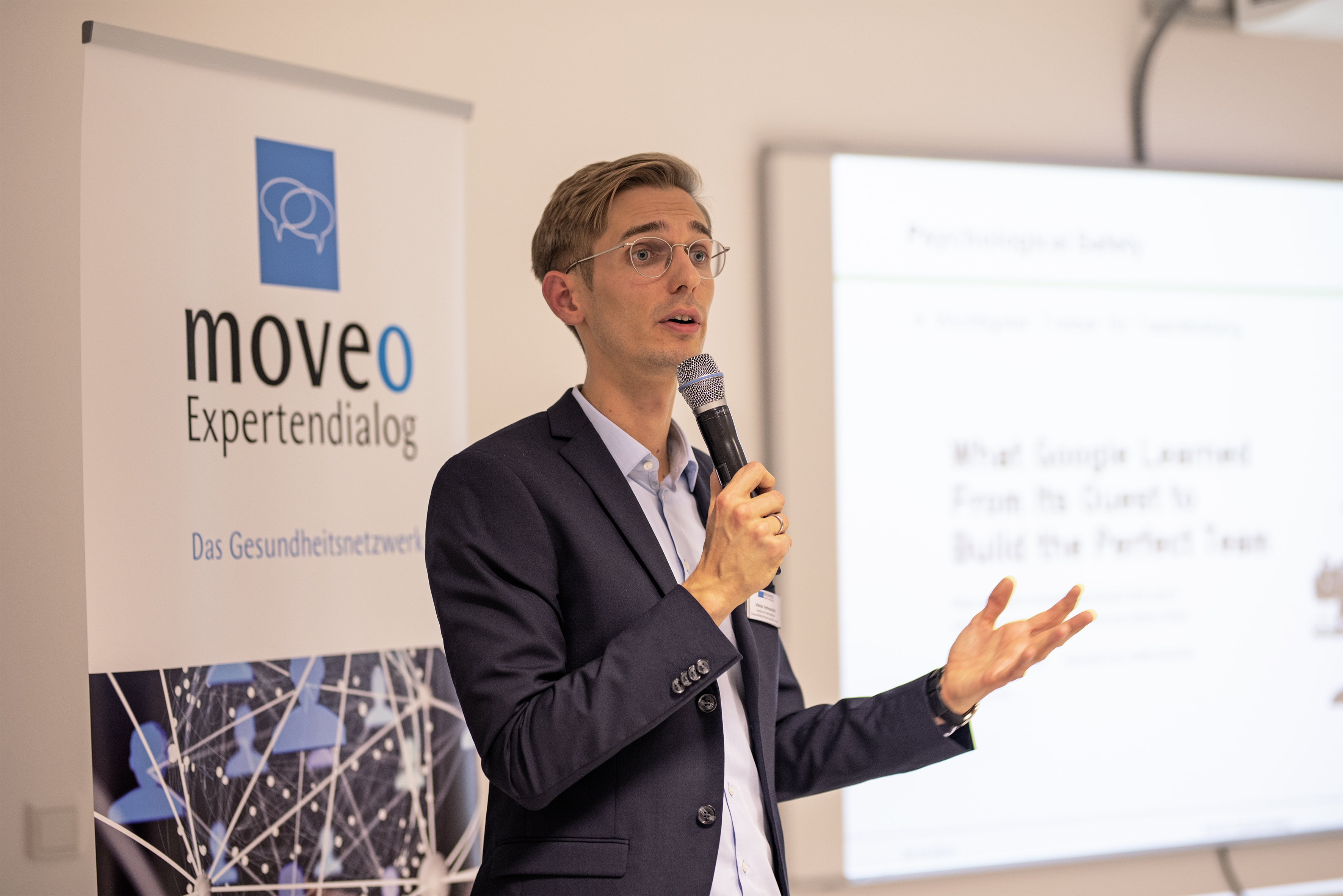 Der 2. moveo Expertendialog im Zeichen des Glücks